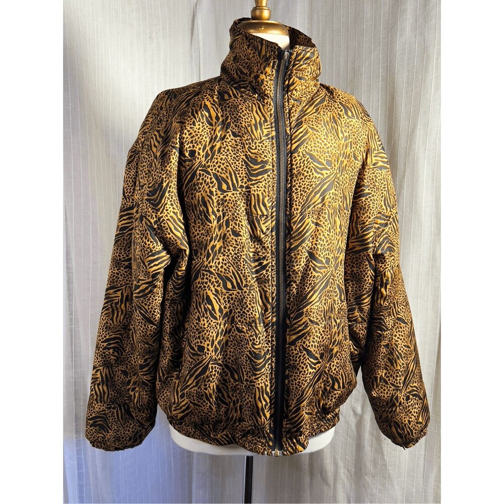 Stunt Sports Puffer Jacket Size M Vintage 90's Snow Bunny Mob Wife Glam Jacket